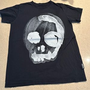 Boys shirt, size 10/11.